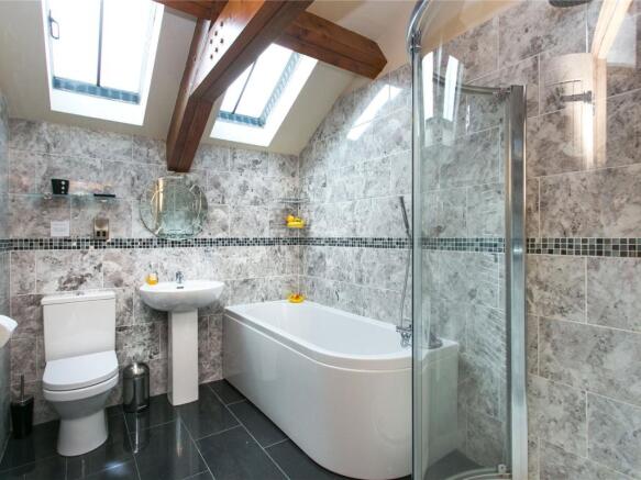 Main Bathroom