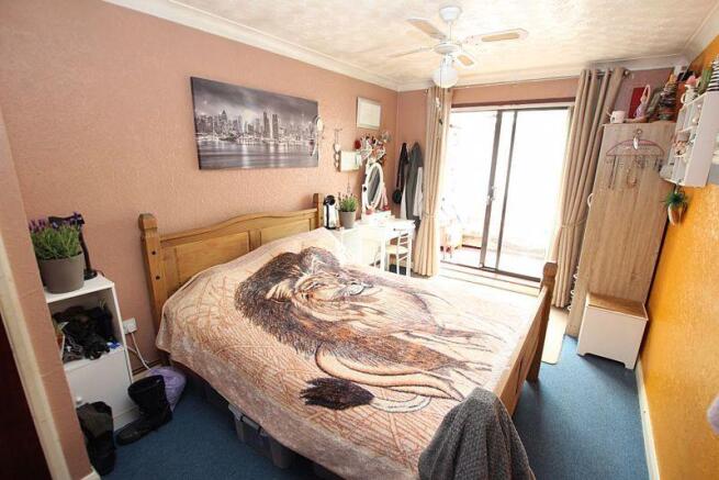 Bed 1