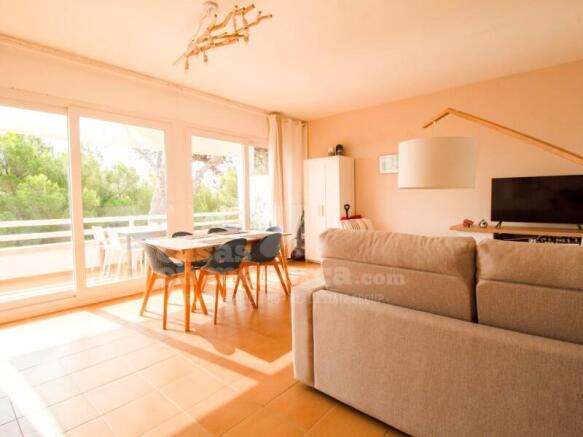 Licensed flat in Coves Noves