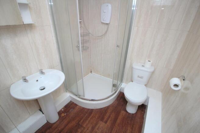 8 bed Terraced to rent Image 7