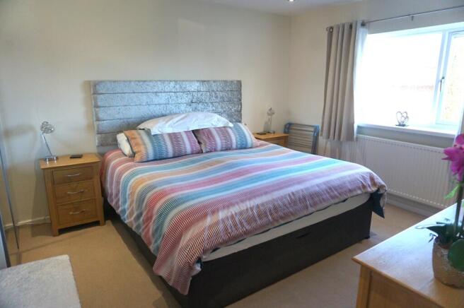 bed 1 .JPG