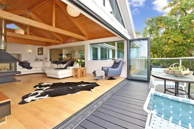 External Lifestyle Photograph