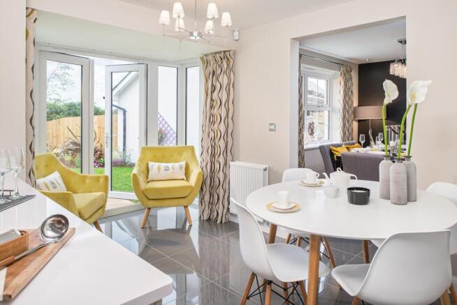 4 bedroom Cambridge Show Home kitchen diner
