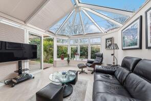 51, Oakworth Road, London W10 6DF