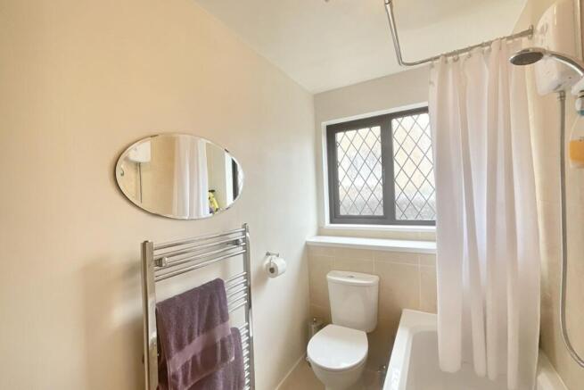 2 bed Semi-Detached for sale Image 10