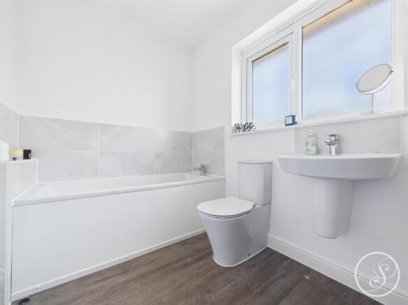 3 bed Detached for sale Image 12