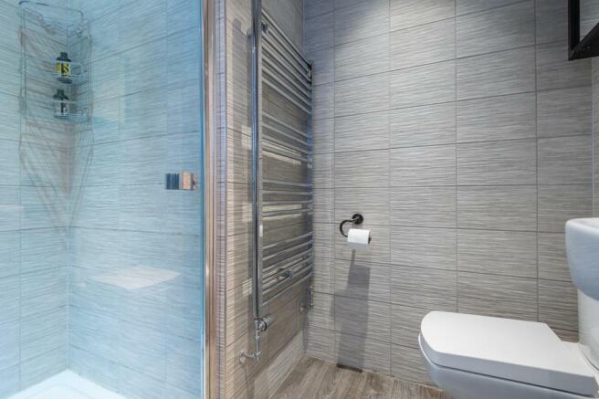 BEDROOM 3 ENSUITE