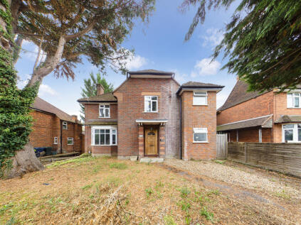 West Wycombe Road, High Wycombe, HP12 3AS