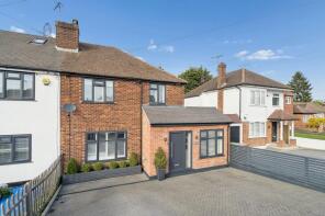 3, Golf Close, Bushey WD23 2DF