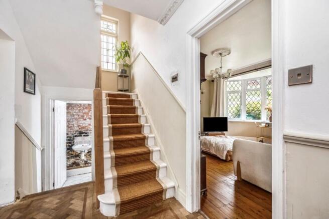 Carden Avenue 169 ENTRANCE HALL.jpeg