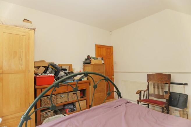3 bed Semi-Detached for sale Image 8