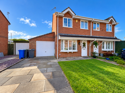 Curlew Close, Thornton, FY5