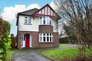 54 Alverstone, Langley Hill, Kings Langley WD4 9HE