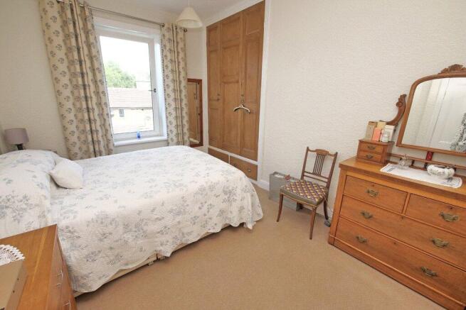 4 bed Terraced for sale Image 5