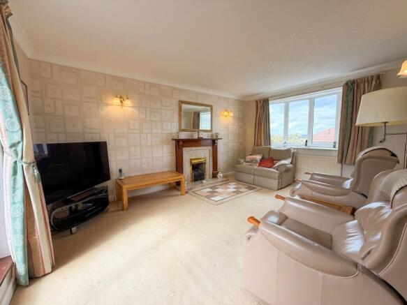 3 bed Detached for sale Image 4