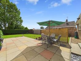 3, Hawthorn Close, Newport HU15 2QL