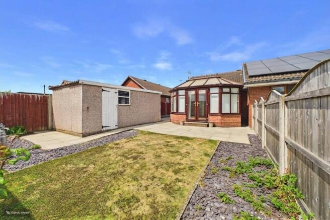 2 bed Bungalow for sale Image 6