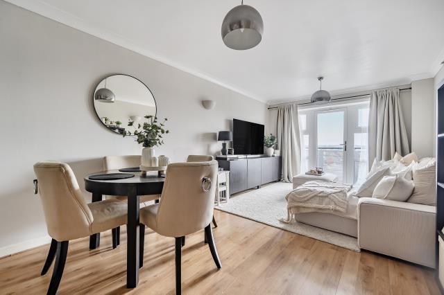 Living/Dining Area
