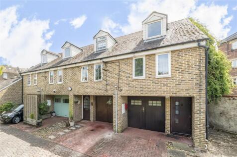 Elmgreen Close, London, E15