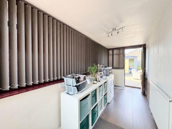 2 bed Detached Bungalow for sale Image 5