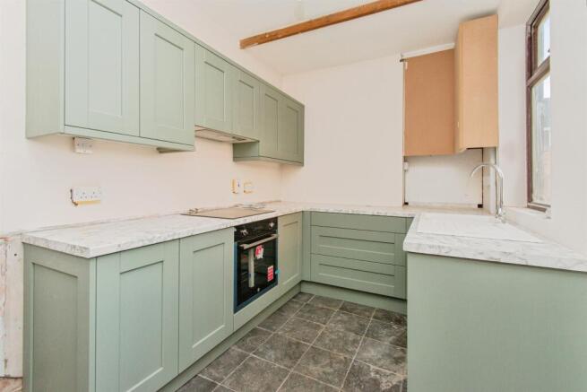 2 bed Terraced for sale Image 8