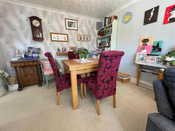 Dining Room.jpg