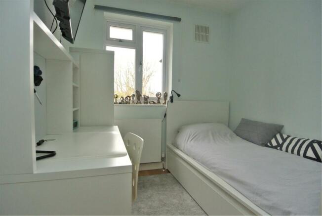 bed 3