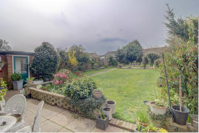 Highfields Road, Witham, CM8 (31)