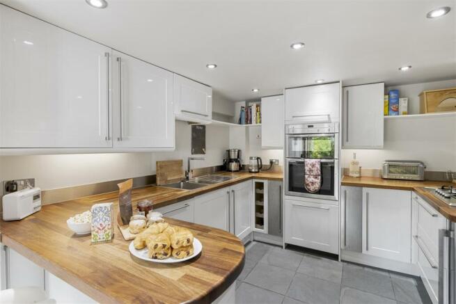 Kitchen.jpg