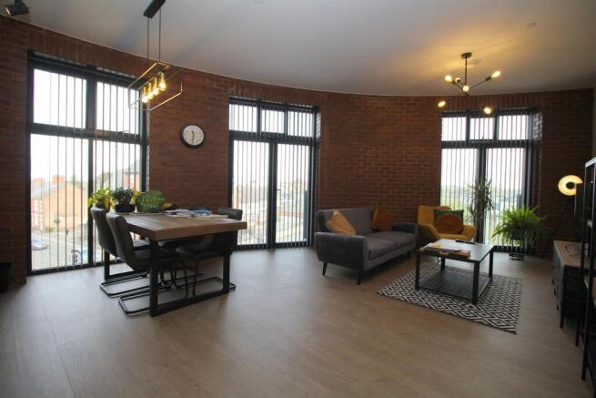 Lounge / Diner