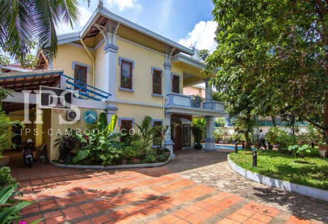 6 Bedroom Colonial  Villa For Sale - Tonle Bassac, Phnom Penh