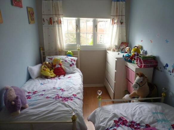 bedroom2