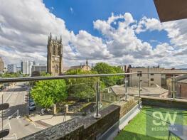 Flat 3, 2, High Court, Leeds LS2 7ES