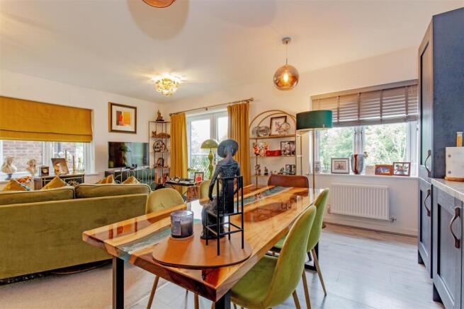 Open Plan Living/Kitchen Area