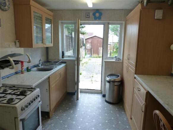 KITCHEN/BREAKFAST