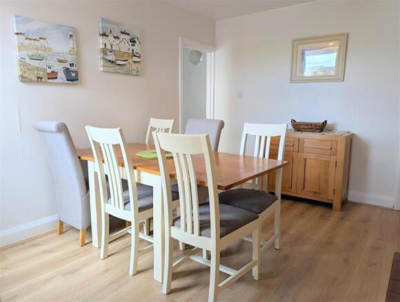 51 Meole Crescent, Shrewsbury, SY3 9EP photo 4