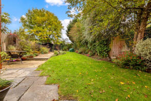 8, Danehurst Avenue, Leicester LE3 6DB