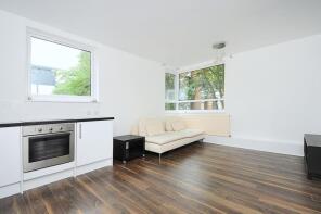Flat 17, Sovereign Court, Victoria Villas, Richmond TW9 2JX