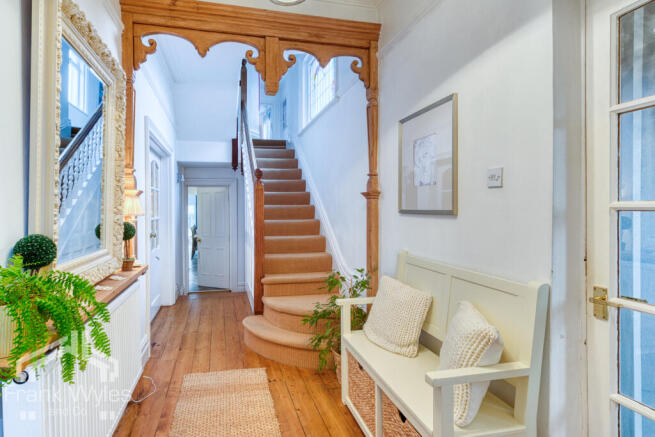 _D750389_LuminarNeo-edit - Copy