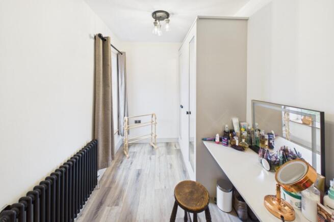 3 bed Terraced for sale Image 10