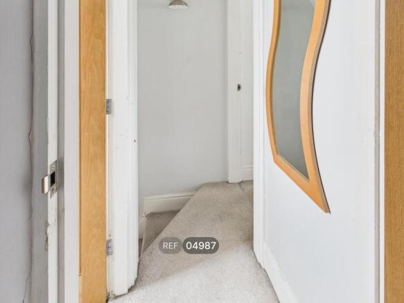 2 bed Terraced to rent Image 10