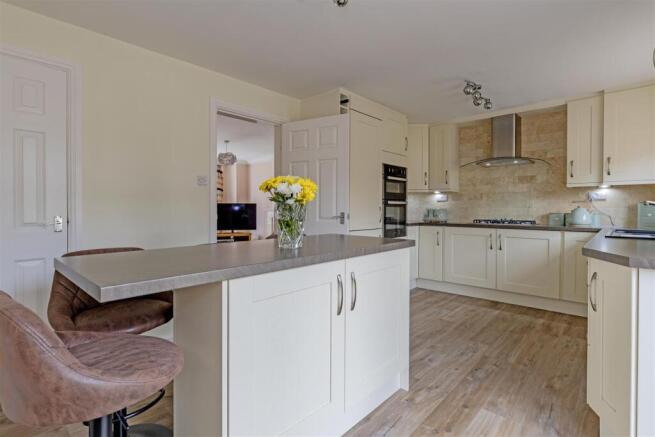 Open Plan Breakfast Kitchen