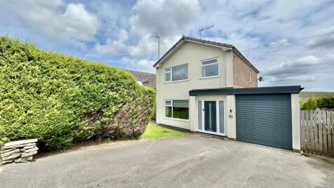 Burnley Road, Weir, Bacup, OL13