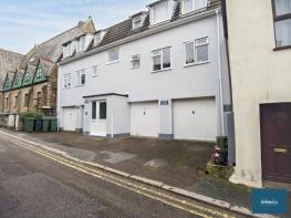 Flat B, Gyllyng Flats, Gyllyng Street, Falmouth TR11 3EZ