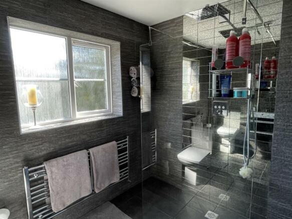 En-Suite: