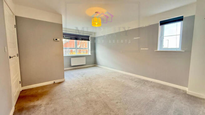 3 bed Semi-Detached for sale Image 4