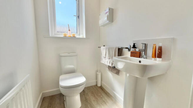 2 bed Semi-Detached for sale Image 11