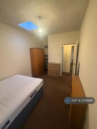 Bedroom 2 Photo 1