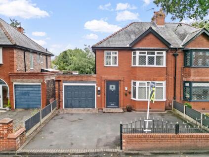 Wilderspool Causeway, Warrington, WA4