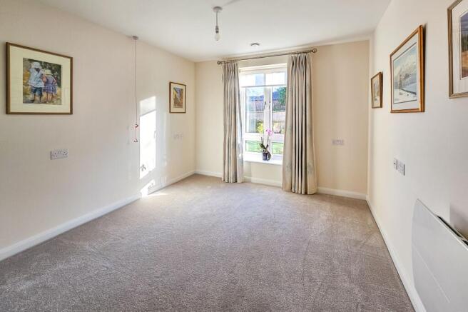 1 bed Flat for sale Image 10